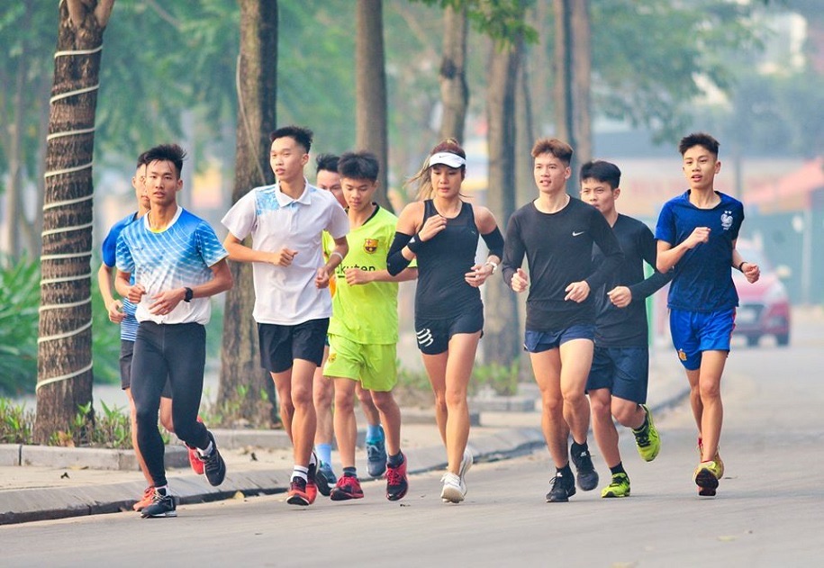 1km chạy bộ đốt cháy bao nhiêu calo?